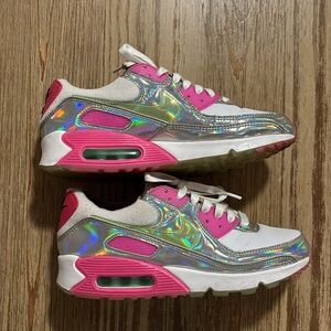 Nike Women’s Air Max 90 LX Holographic Pink 8.5 9